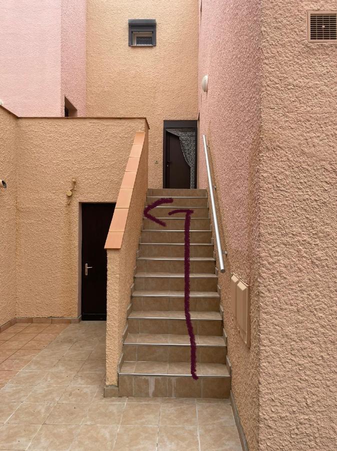 Le Fantony Port Leucate Apartment Bagian luar foto
